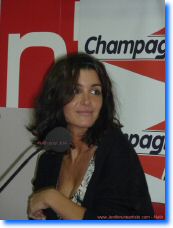 jenifer-25-champagne-fm-201.jpg