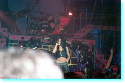 Jenifer_Poitiers-020303_18.jpg